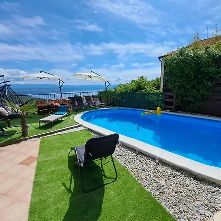 Apartman Beautiful Luxury In Emily With Amazing Sea View *