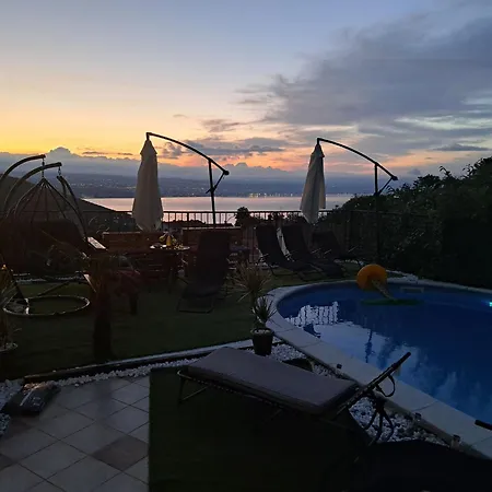 Apartment Beautiful Luxury In Emily With Amazing Sea View