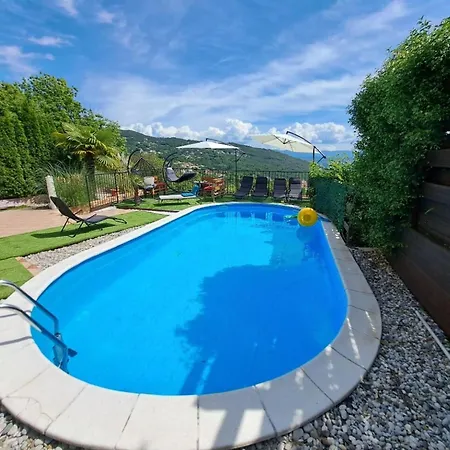 Beautiful Luxury In Emily With Amazing Sea View *